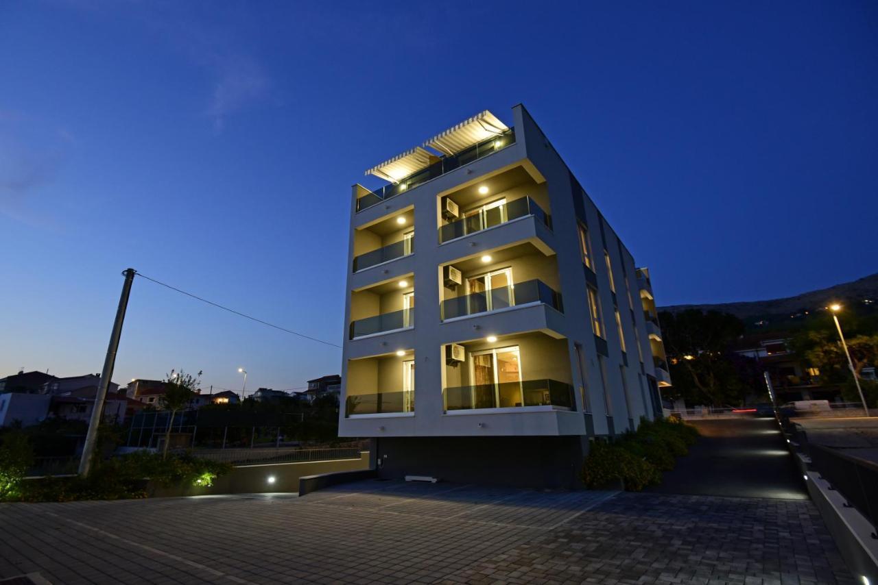 Apartments Adriatic Podstrana Buitenkant foto