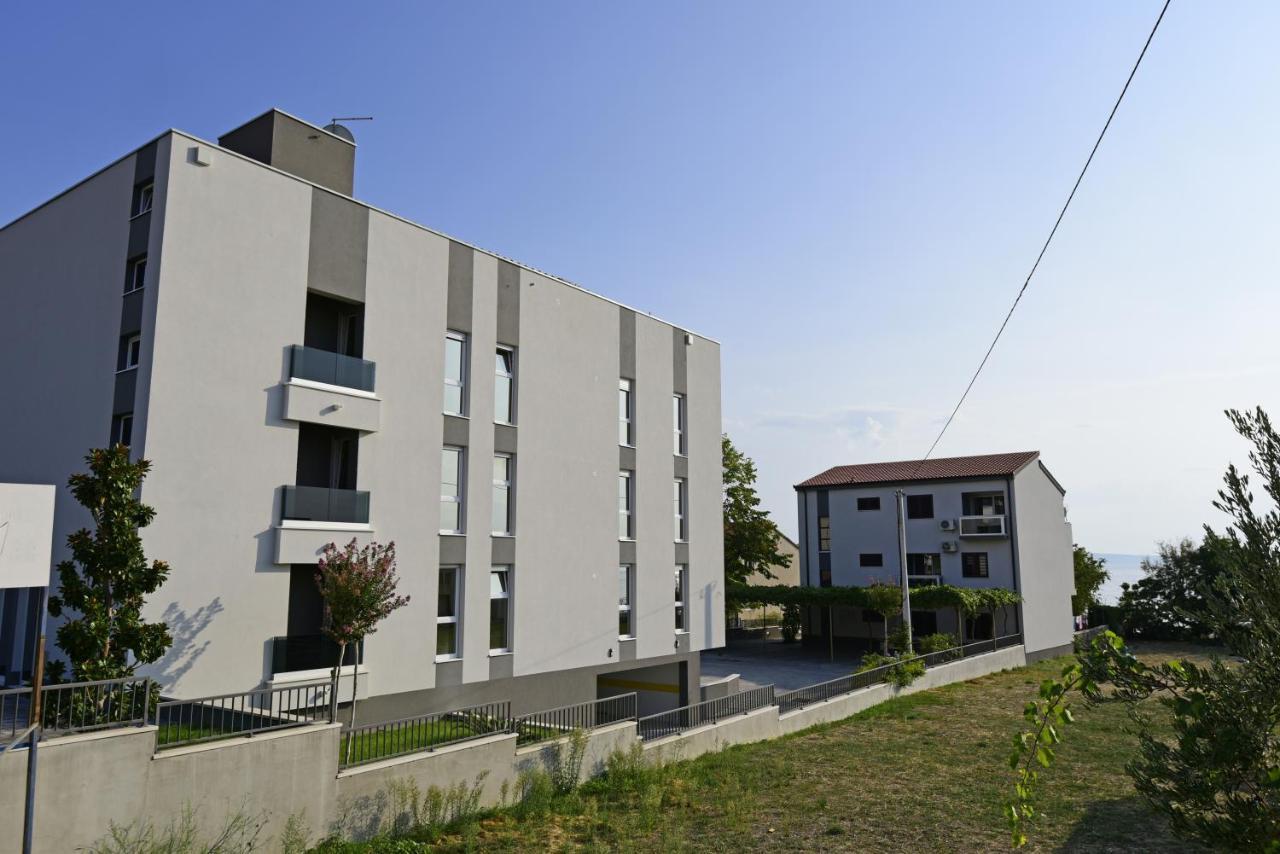 Apartments Adriatic Podstrana Buitenkant foto