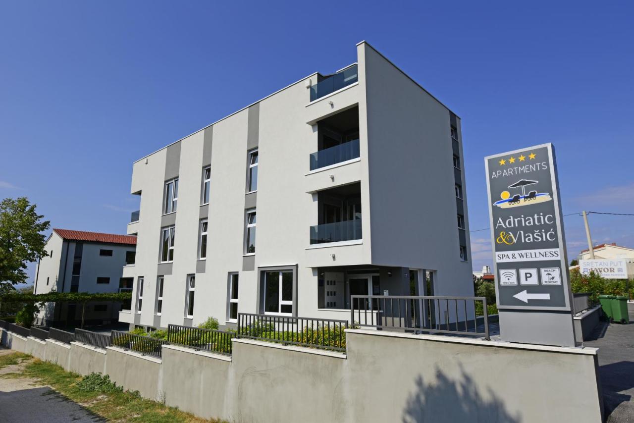 Apartments Adriatic Podstrana Buitenkant foto